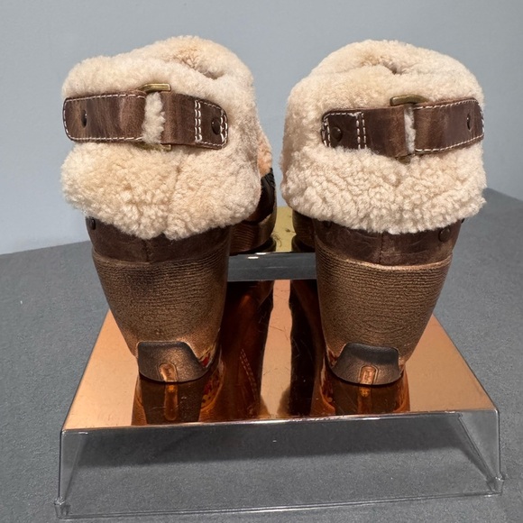 Jambu Tan Shearling Lined Mules - Picture 3 of 11
